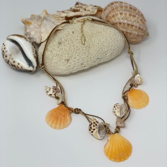 NIAS Necklace - Picture 1 of 1